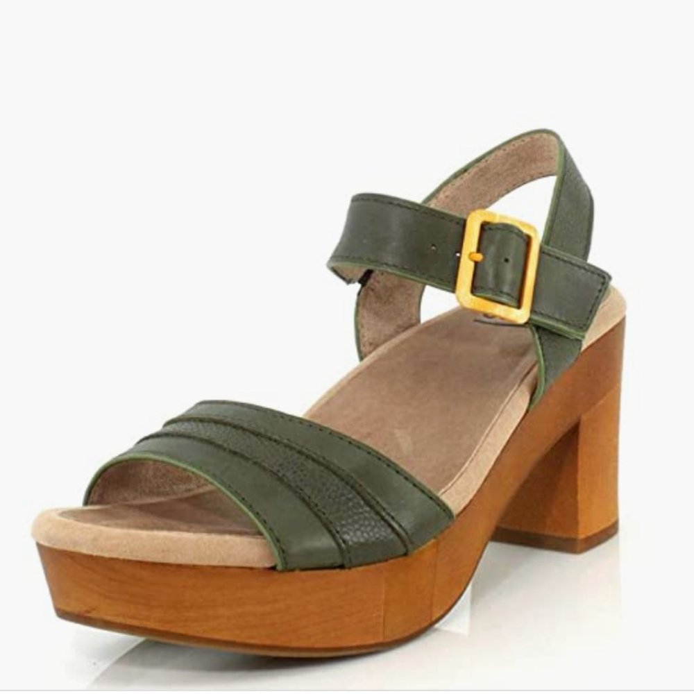 Earth Shoes Oak Chestnut, Forest Green (NWT)